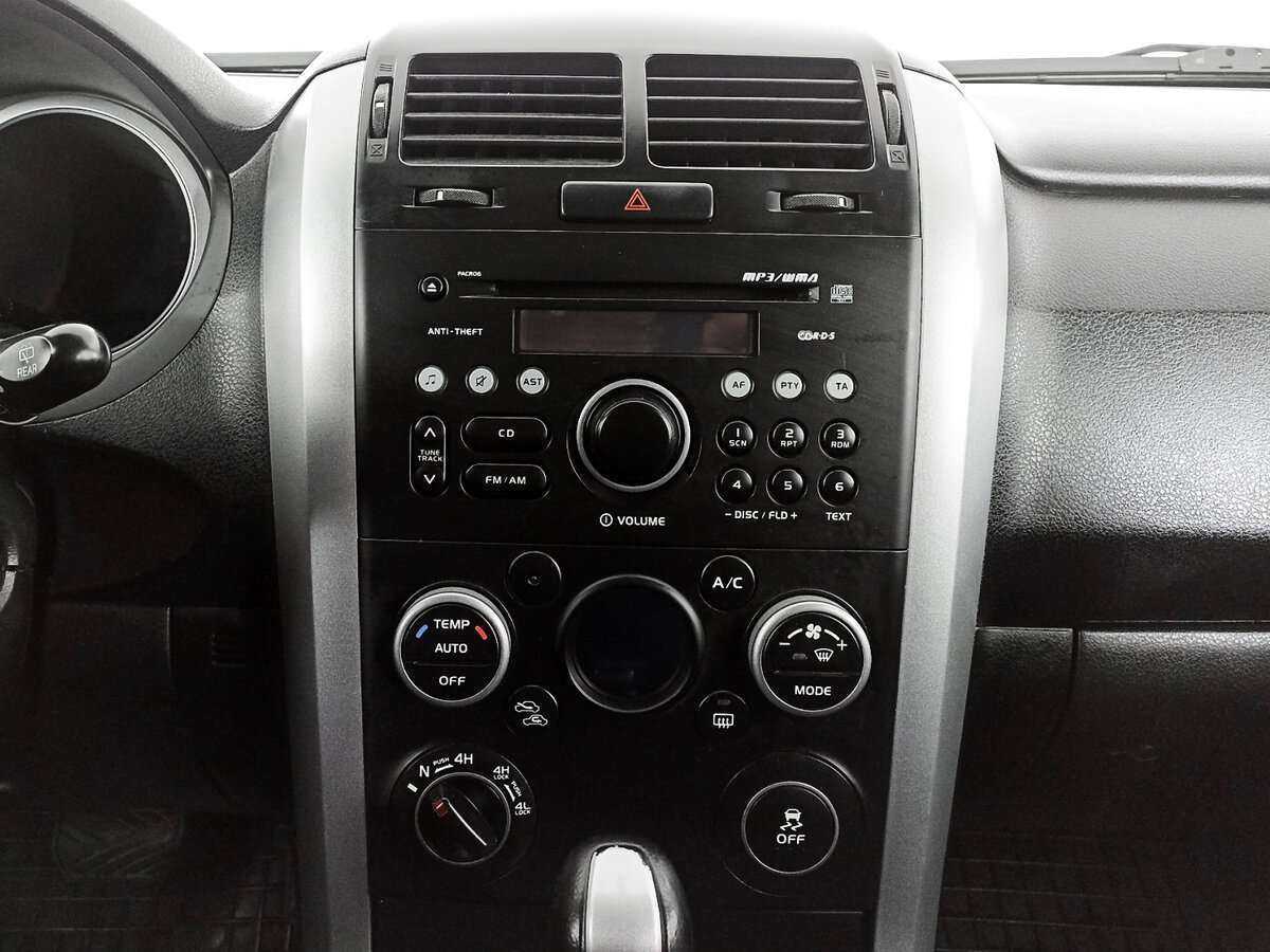 Suzuki Grand Vitara, 2011 Фото №11