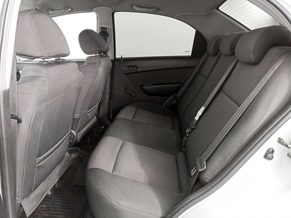 Chevrolet Aveo, 2011 Фото №7