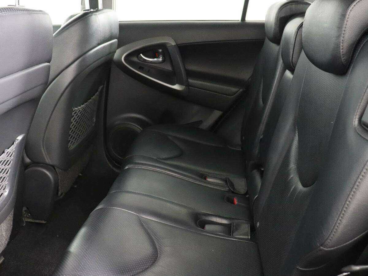 Toyota RAV4, 2011 Фото №9