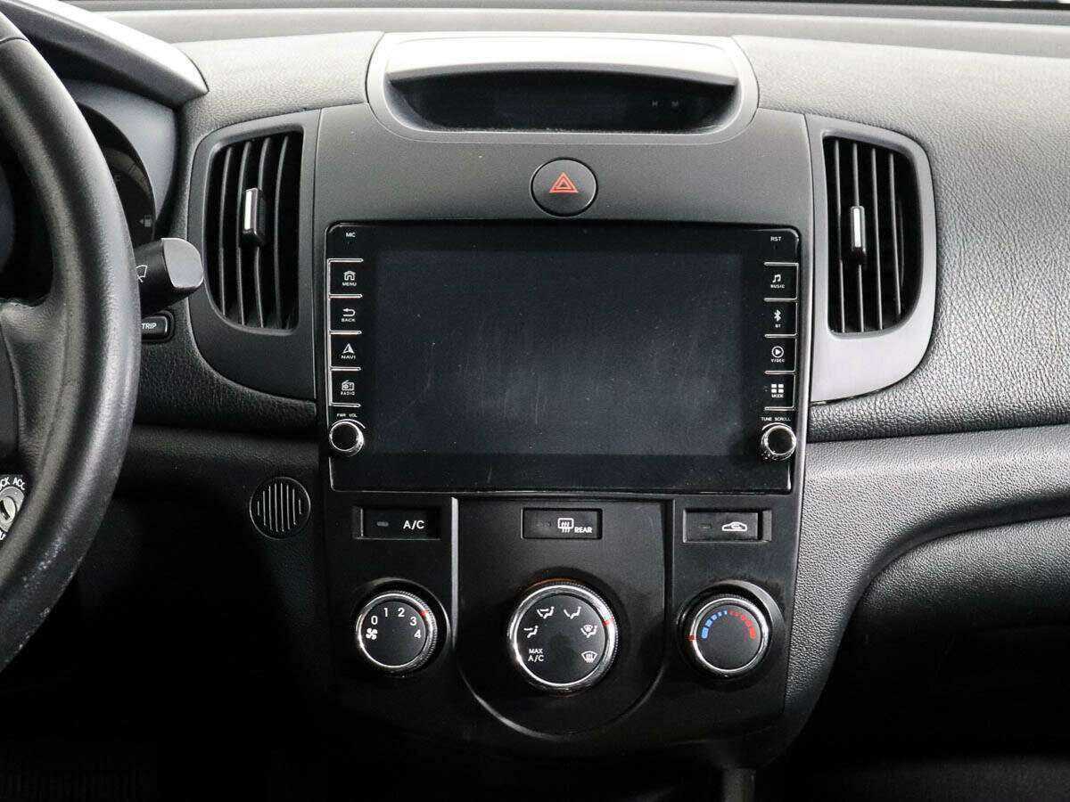Kia Cerato 6-speed, 2010 Фото №12