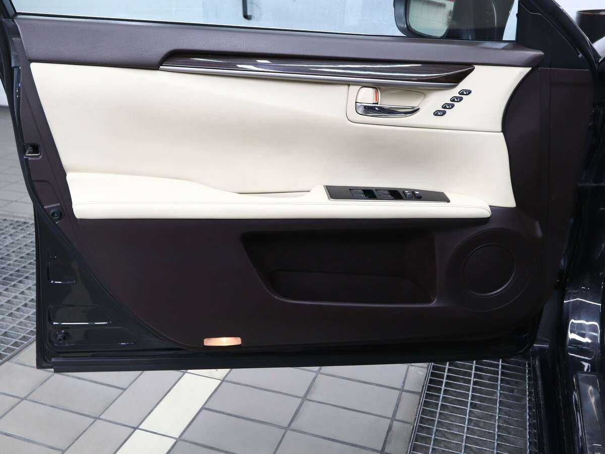 Lexus ES 250, 2016 - 146 000 км. | Фото №5