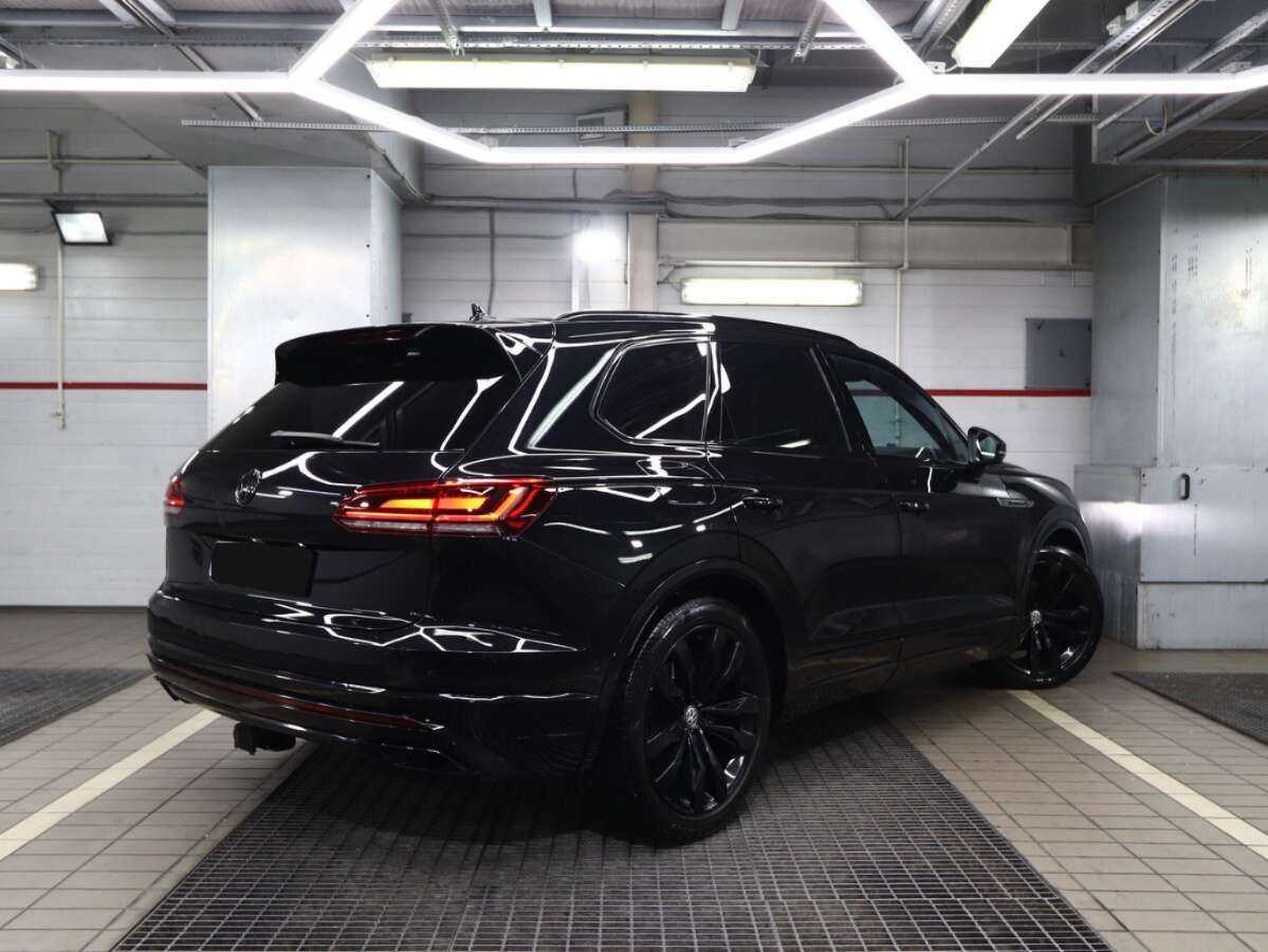 Volkswagen Touareg, 2019 - 96 666 км. | Фото №2
