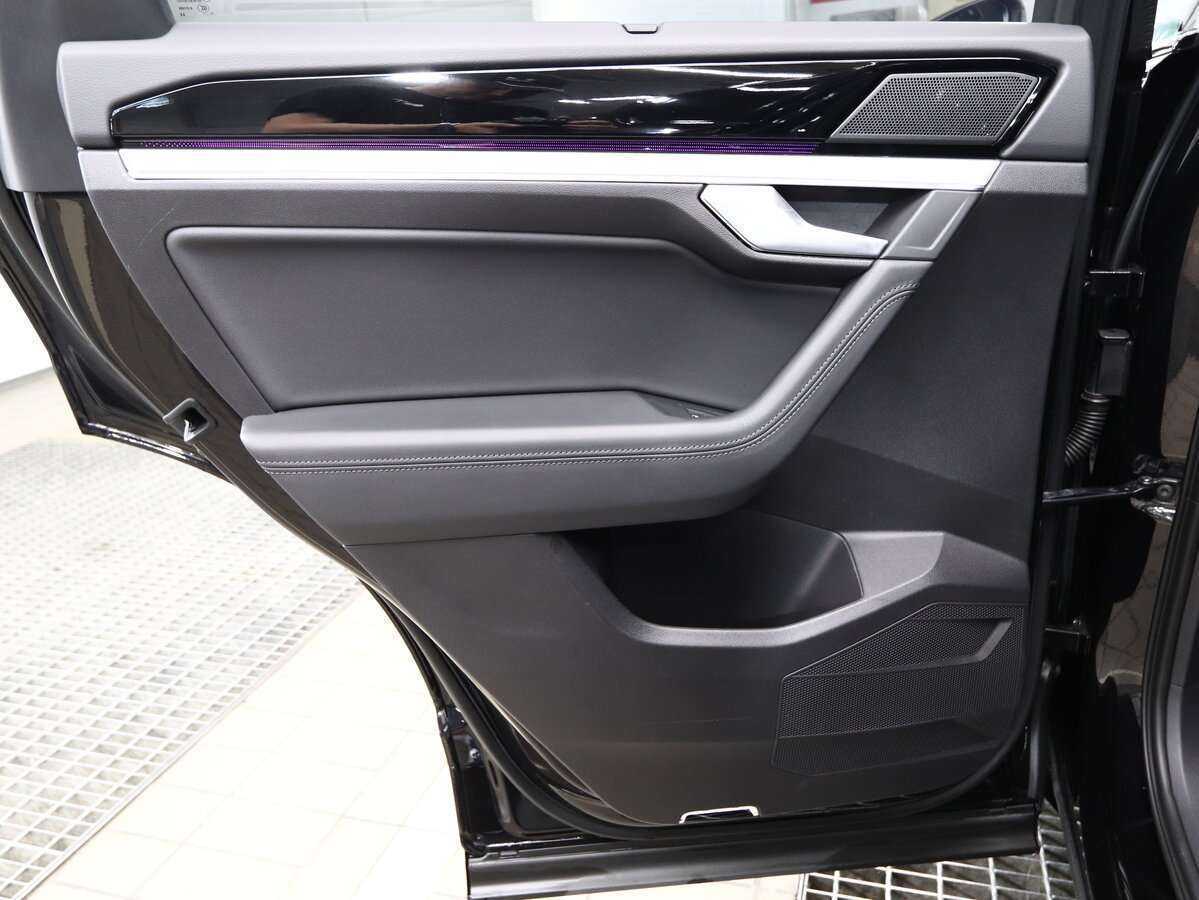 Volkswagen Touareg, 2019 Фото №11