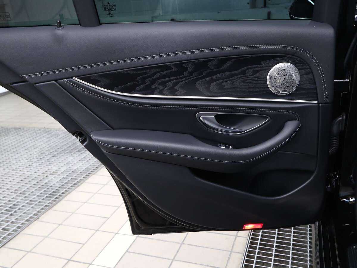 Mercedes-Benz E-Класс 200, 2021 Фото №9