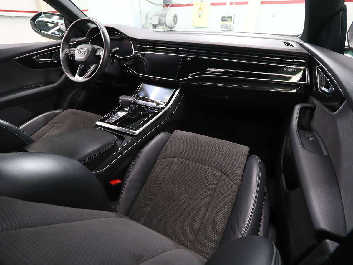 Audi Q8 55 TFSI, 2018 Фото №16