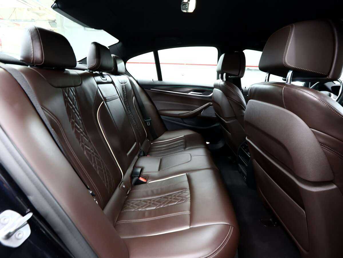 BMW 5 серии 530d xDrive, 2019 Фото №14