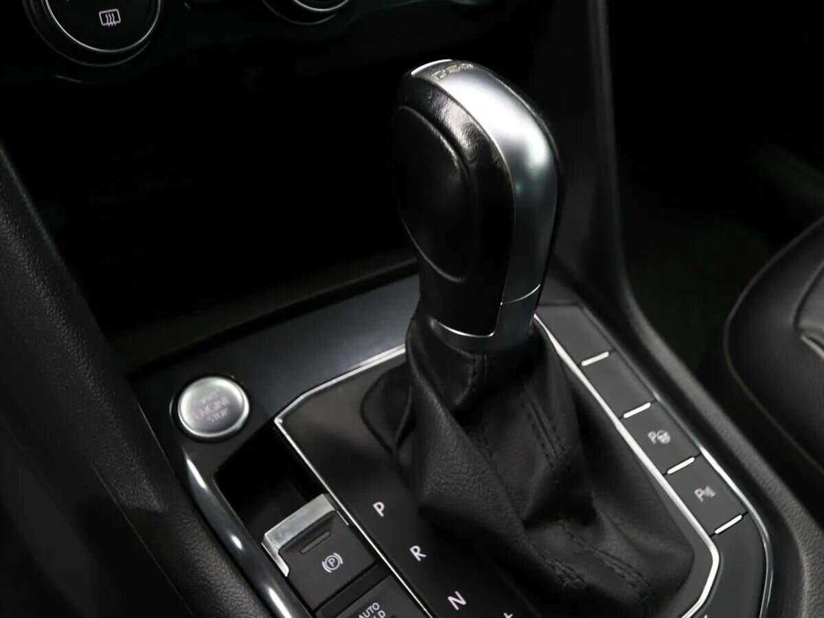 Volkswagen Tiguan, 2018 Фото №10