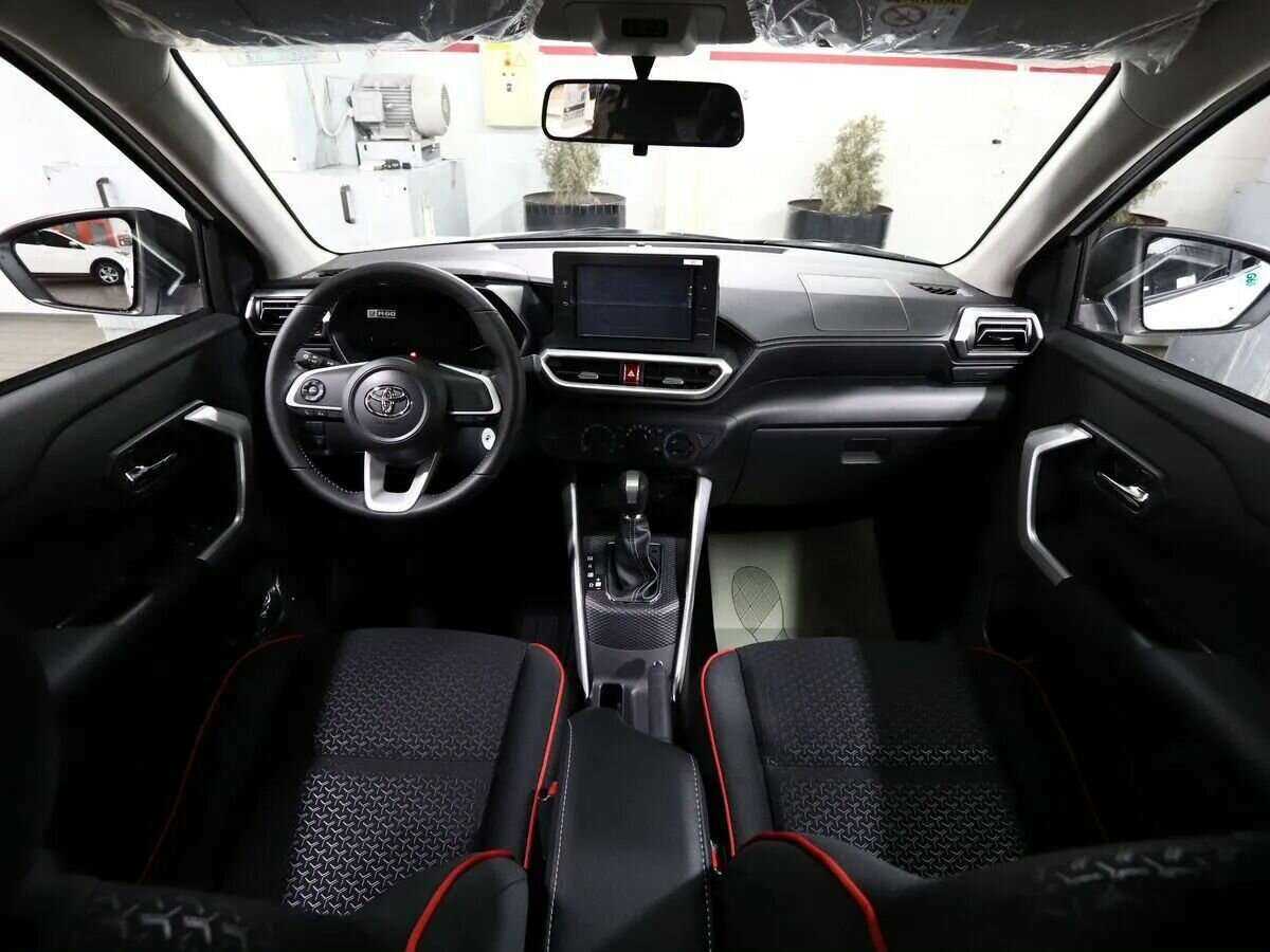 Toyota Raize, 2023 Фото №17