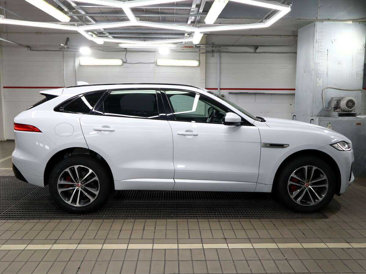 Jaguar F-Pace, 2017 Фото №12