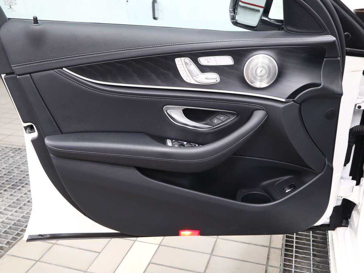 Mercedes-Benz E-Класс 350 d, 2021 Фото №6