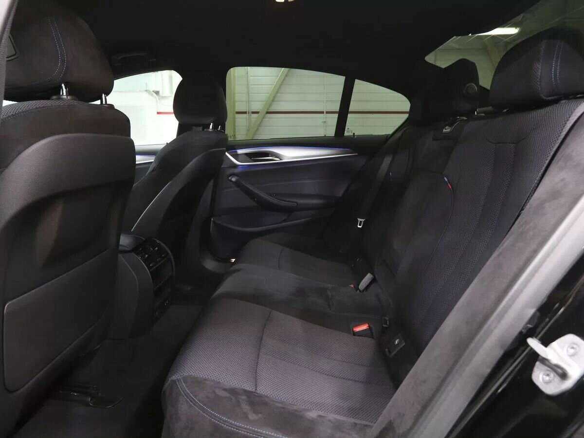 BMW 5 серии 520d xDrive, 2020 Фото №20