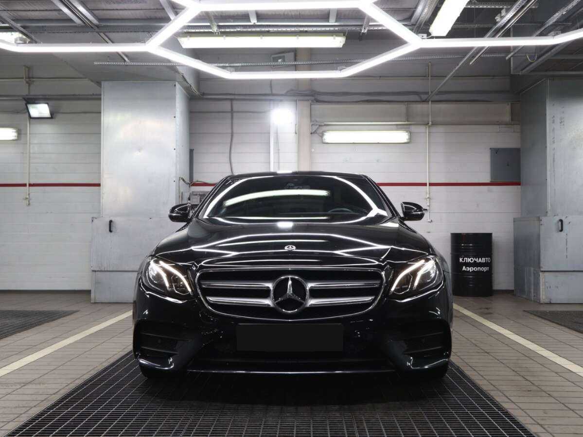Mercedes-Benz E-Класс 200, 2019 - 53 603 км. | Фото №2