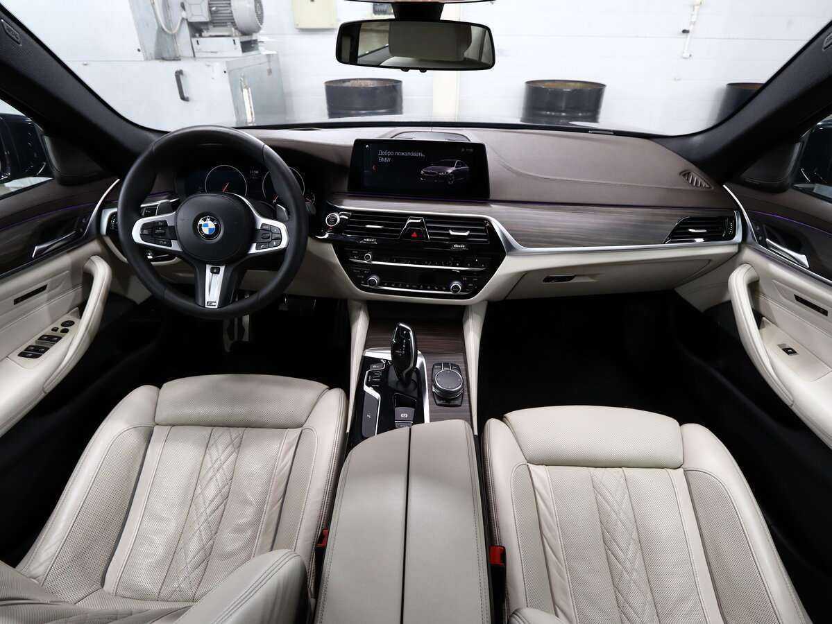 BMW 5 серии 530d xDrive, 2018 Фото №12