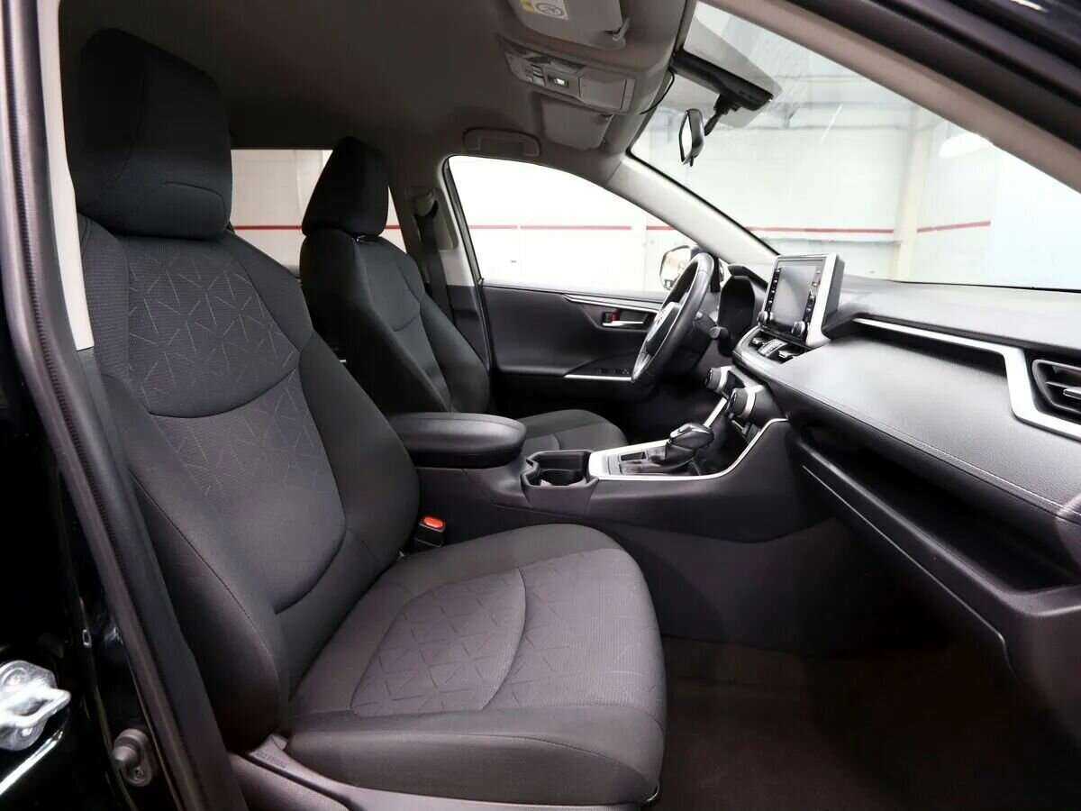 Toyota RAV4, 2019 Фото №7