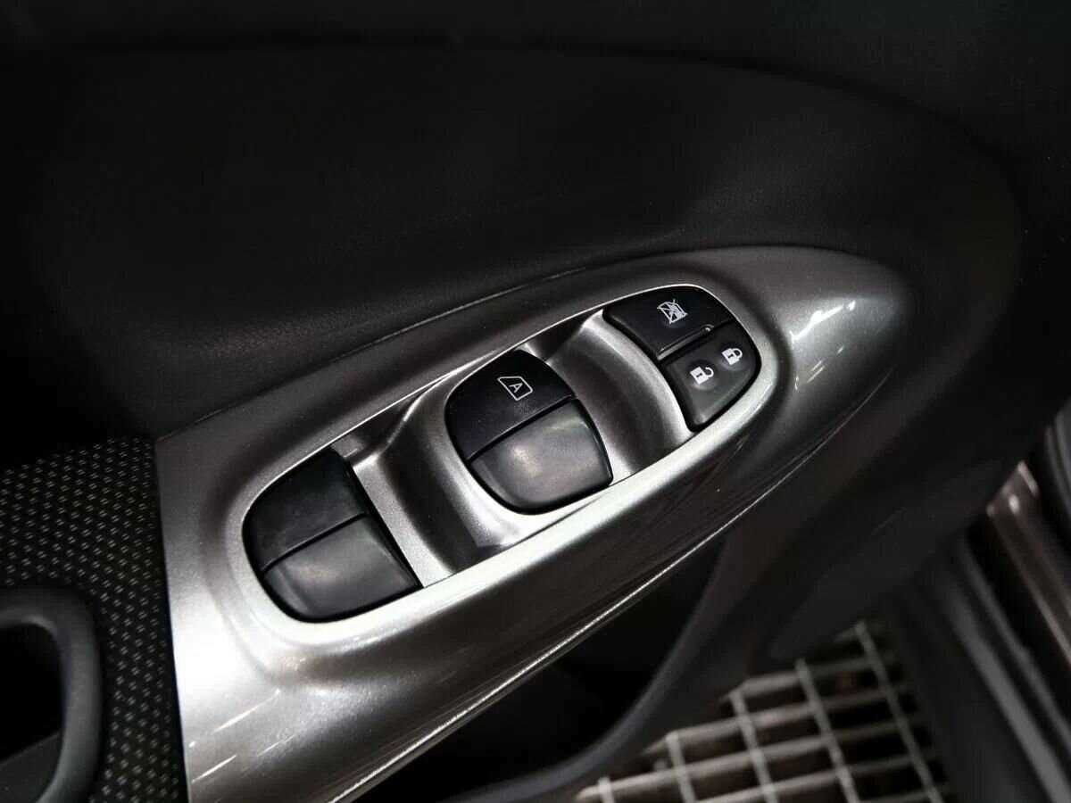 Nissan Juke, 2011 Фото №15