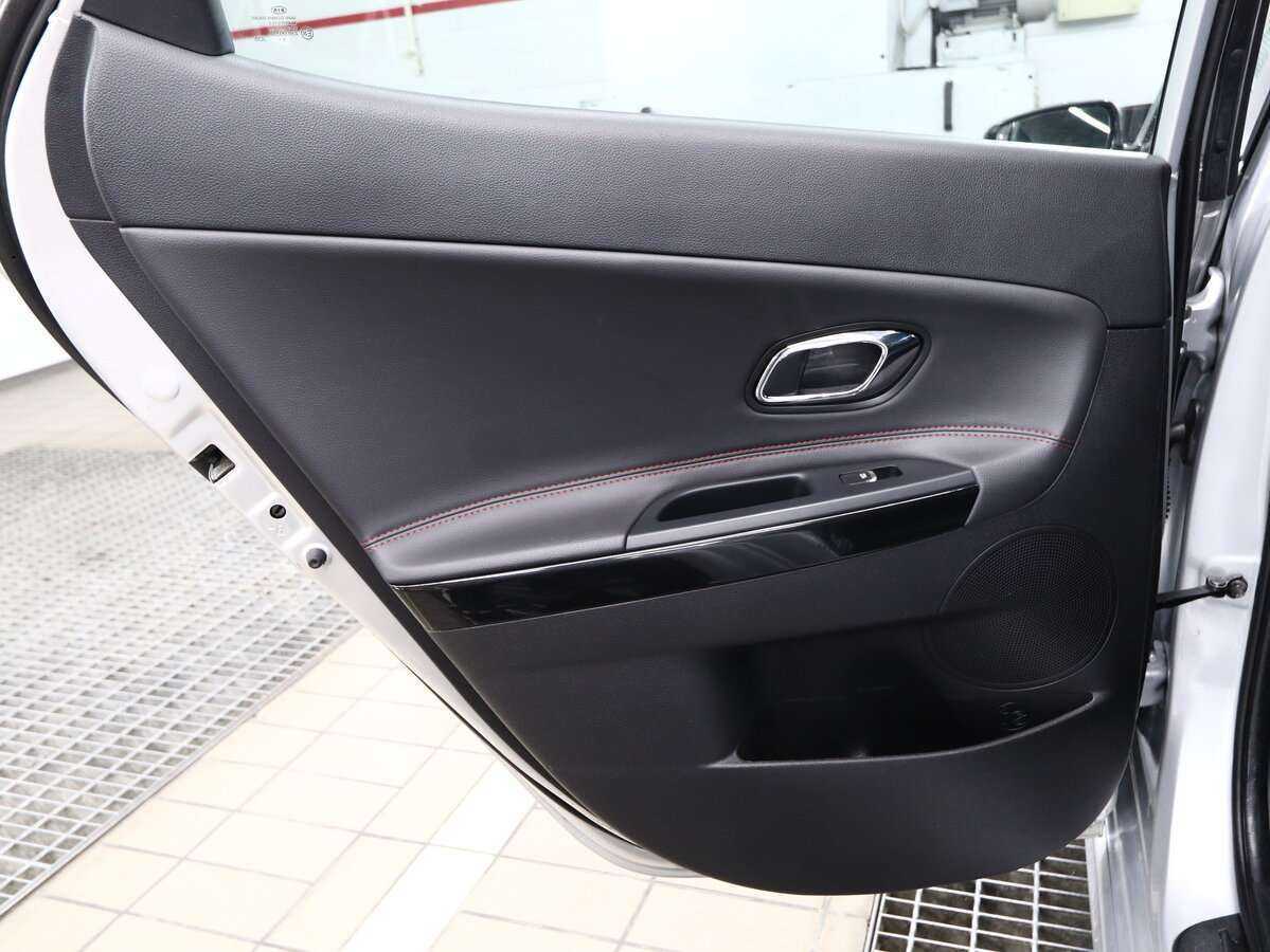 Kia Ceed GT, 2017 Фото №12