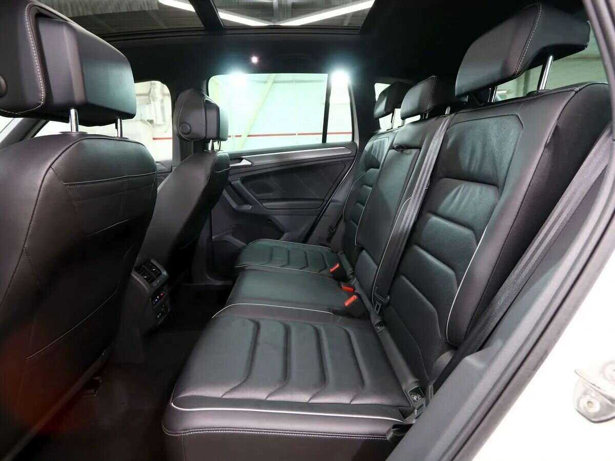 Volkswagen Tiguan, 2021 Фото №10