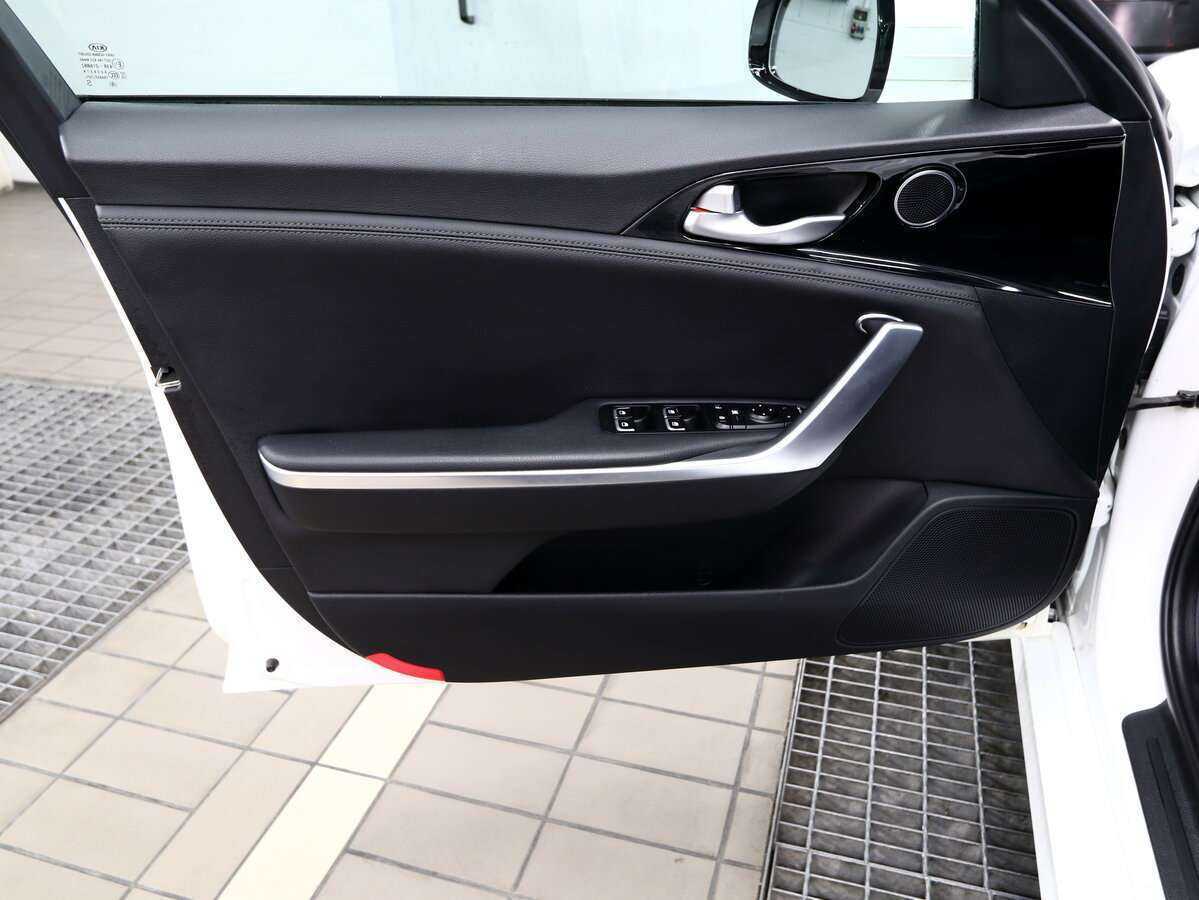 Kia Stinger, 2018 - 84 000 км. | Фото №8