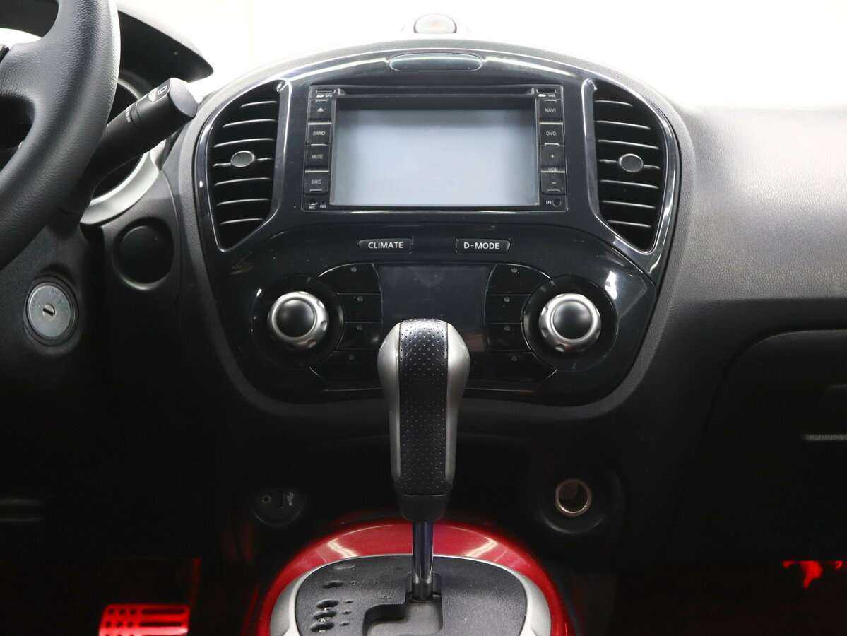 Nissan Juke, 2011 Фото №16