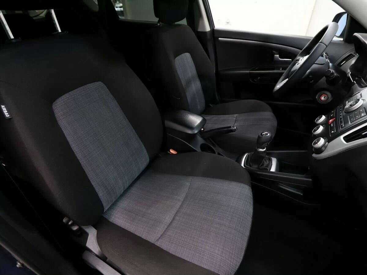 Kia Ceed, 2010 Фото №12