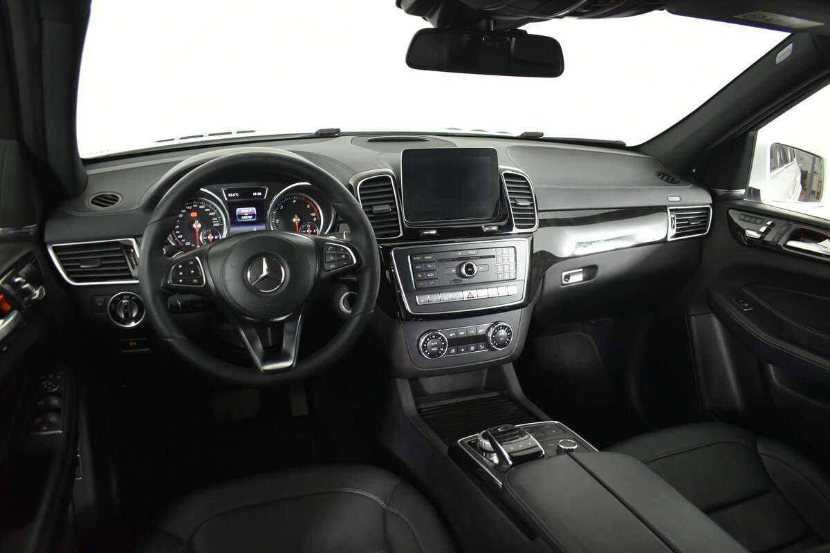 Mercedes-Benz GLS 350 d, 2016 - 130 000 км. | Фото №8