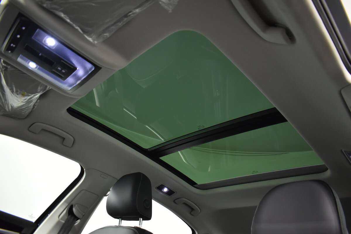 Volkswagen Passat, 2023 - 200 км. | Фото №8