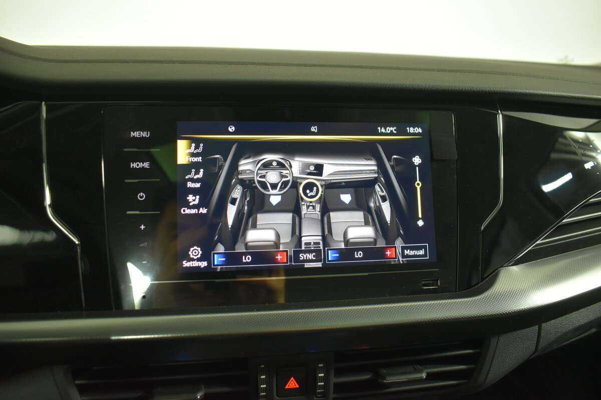 Volkswagen Passat, 2023 Фото №22