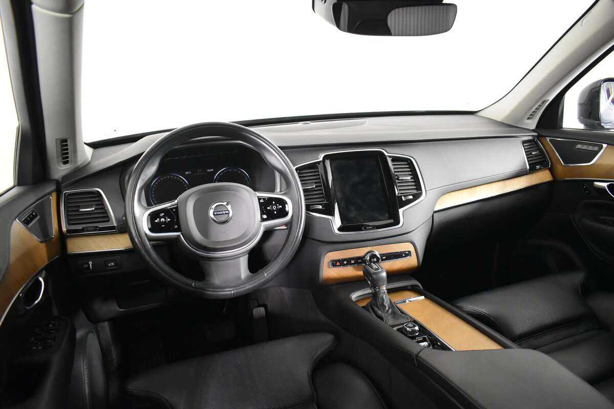 Volvo XC90, 2021 Фото №17