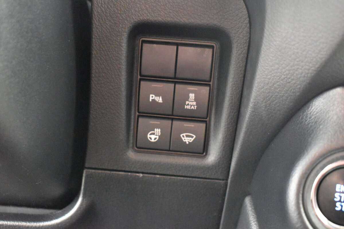 Toyota Land Cruiser Prado, 2018 Фото №12