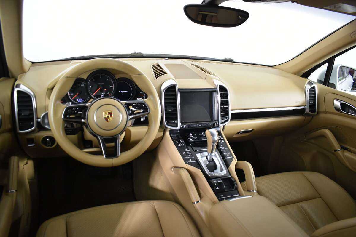 Porsche Cayenne Diesel, 2015 Фото №9