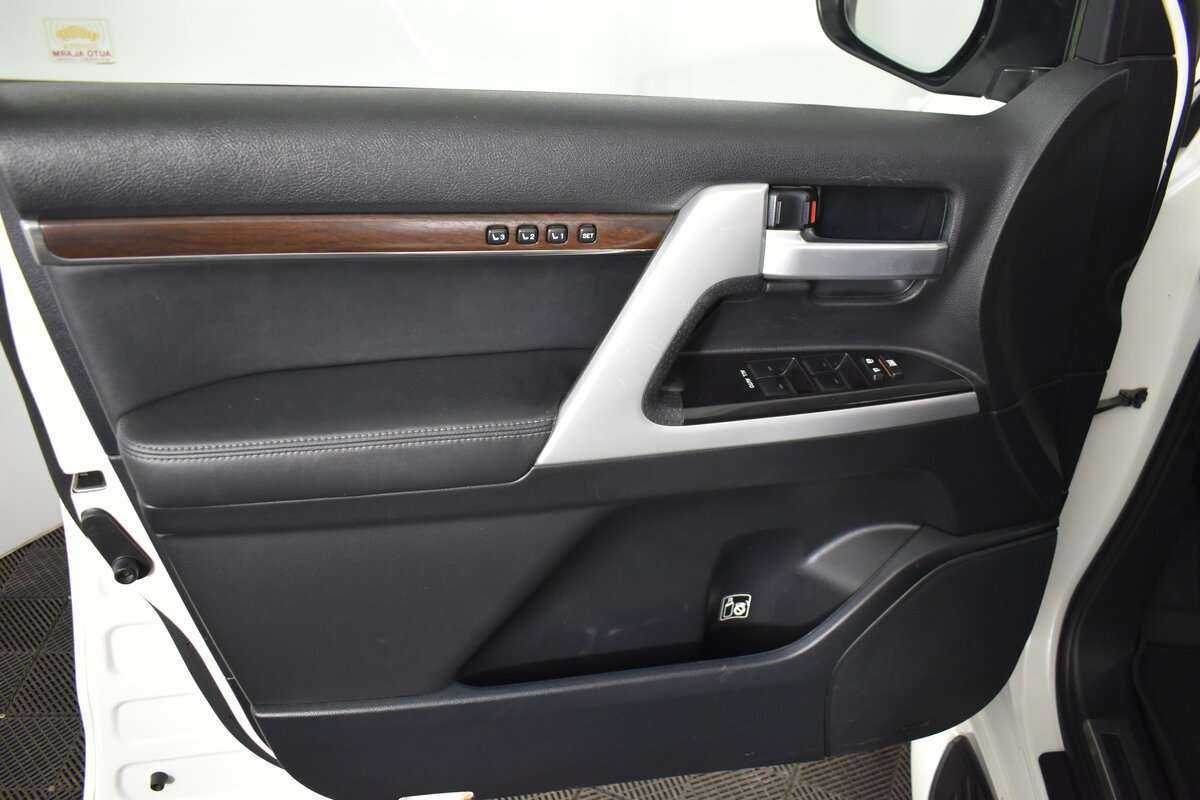 Toyota Land Cruiser, 2016 Фото №15