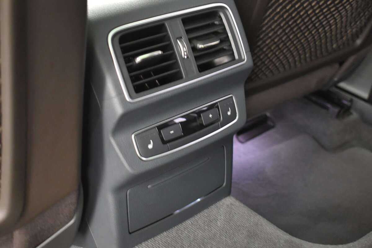 Audi Q5, 2017 Фото №12