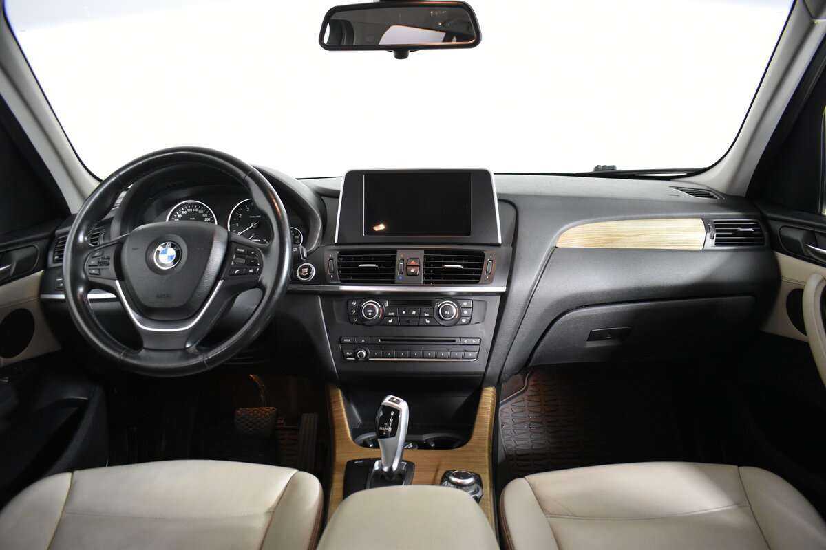 BMW X3 28i xDrive, 2011 Фото №14