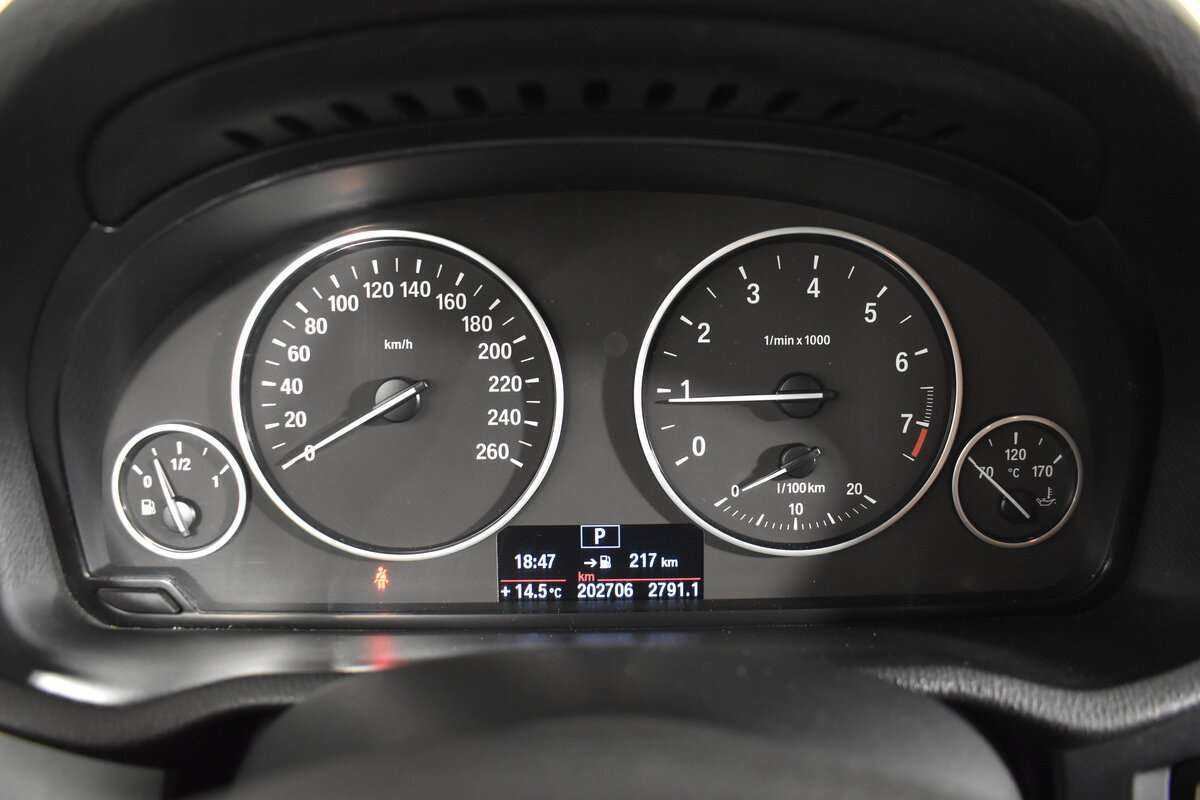 BMW X3 28i xDrive, 2011 Фото №17