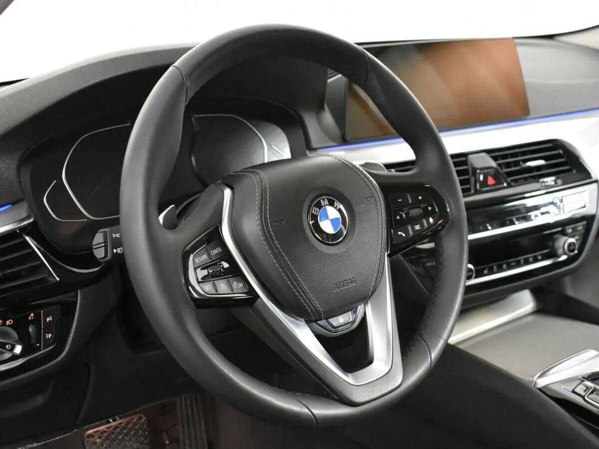 BMW 5 серии 520i, 2020 Фото №9