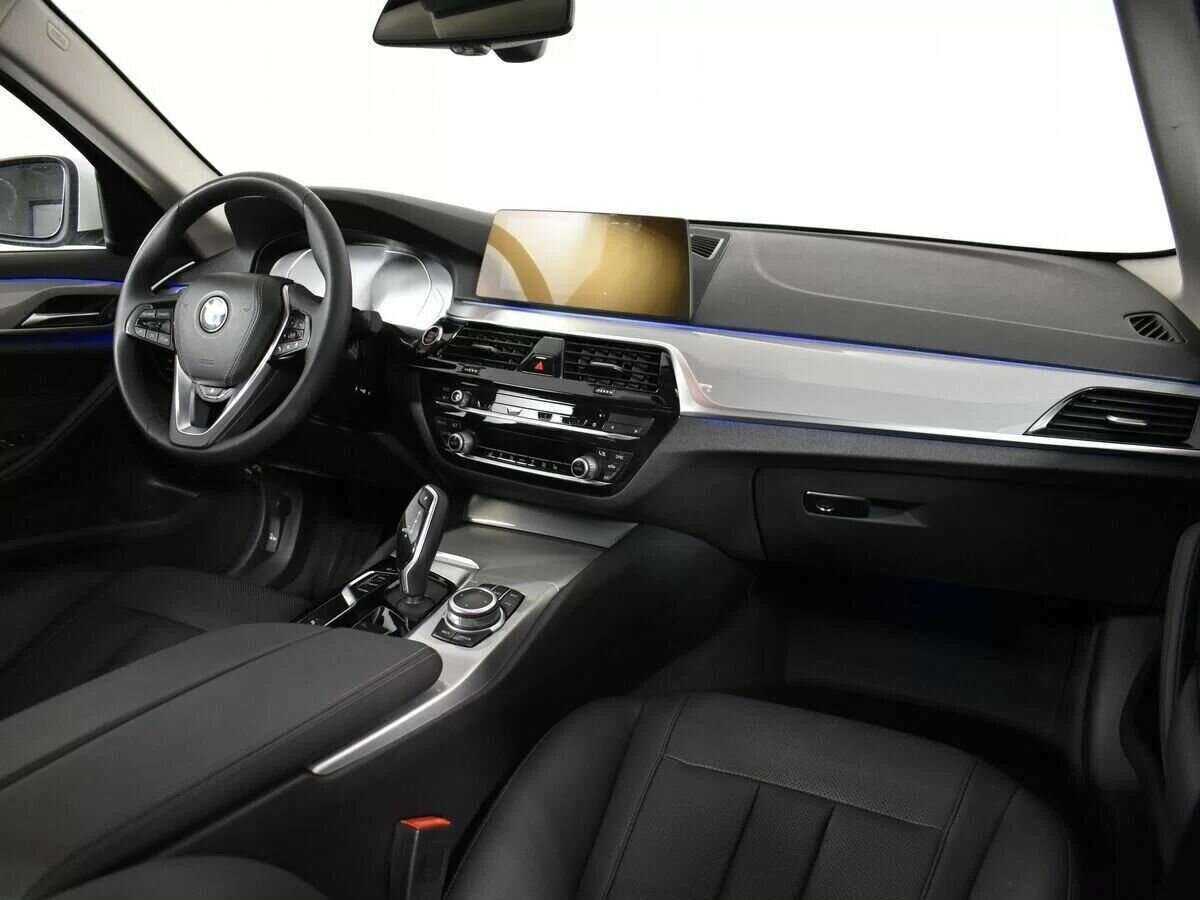 BMW 5 серии 520i, 2020 Фото №10