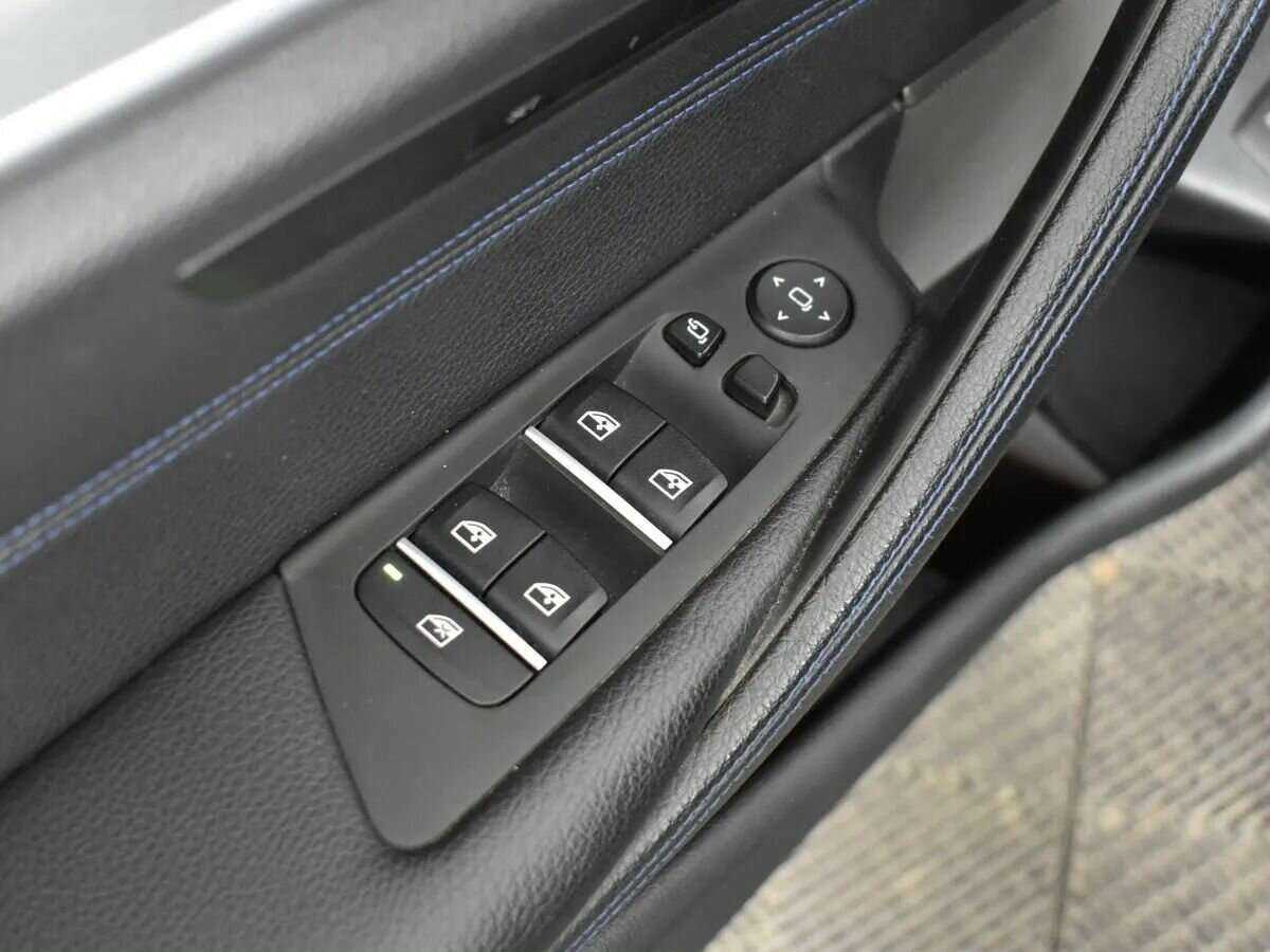 BMW 5 серии 530i xDrive, 2020 Фото №9