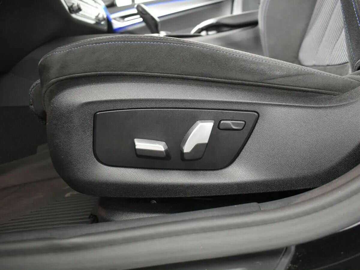 BMW 5 серии 530i xDrive, 2020 Фото №11