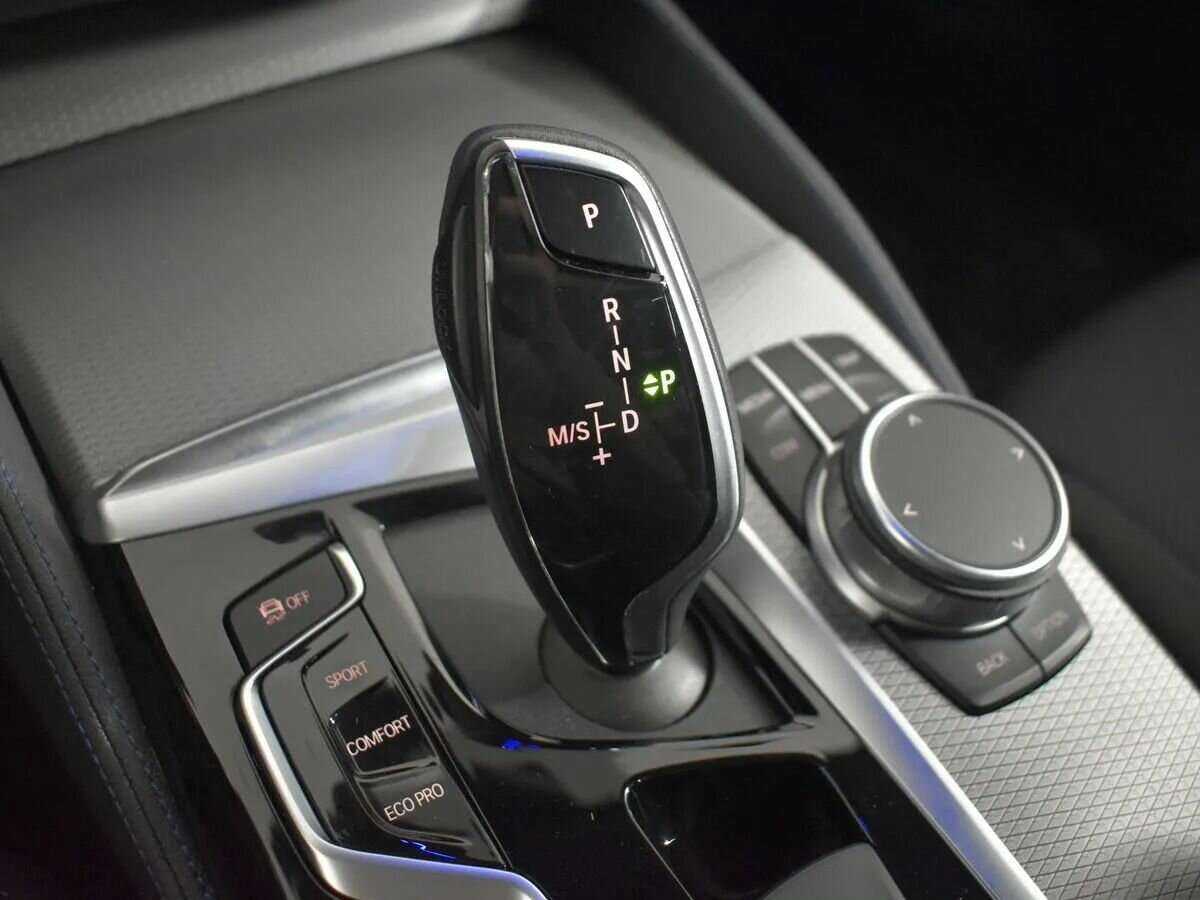 BMW 5 серии 530i xDrive, 2020 Фото №20