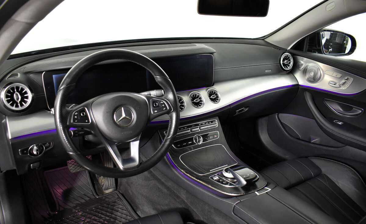 Mercedes-Benz E-Класс 300, 2017 Фото №9