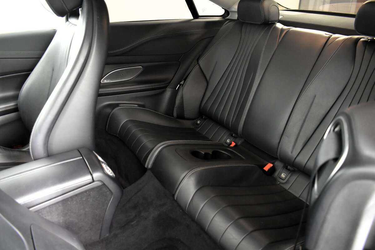 Mercedes-Benz E-Класс 300, 2017 Фото №18