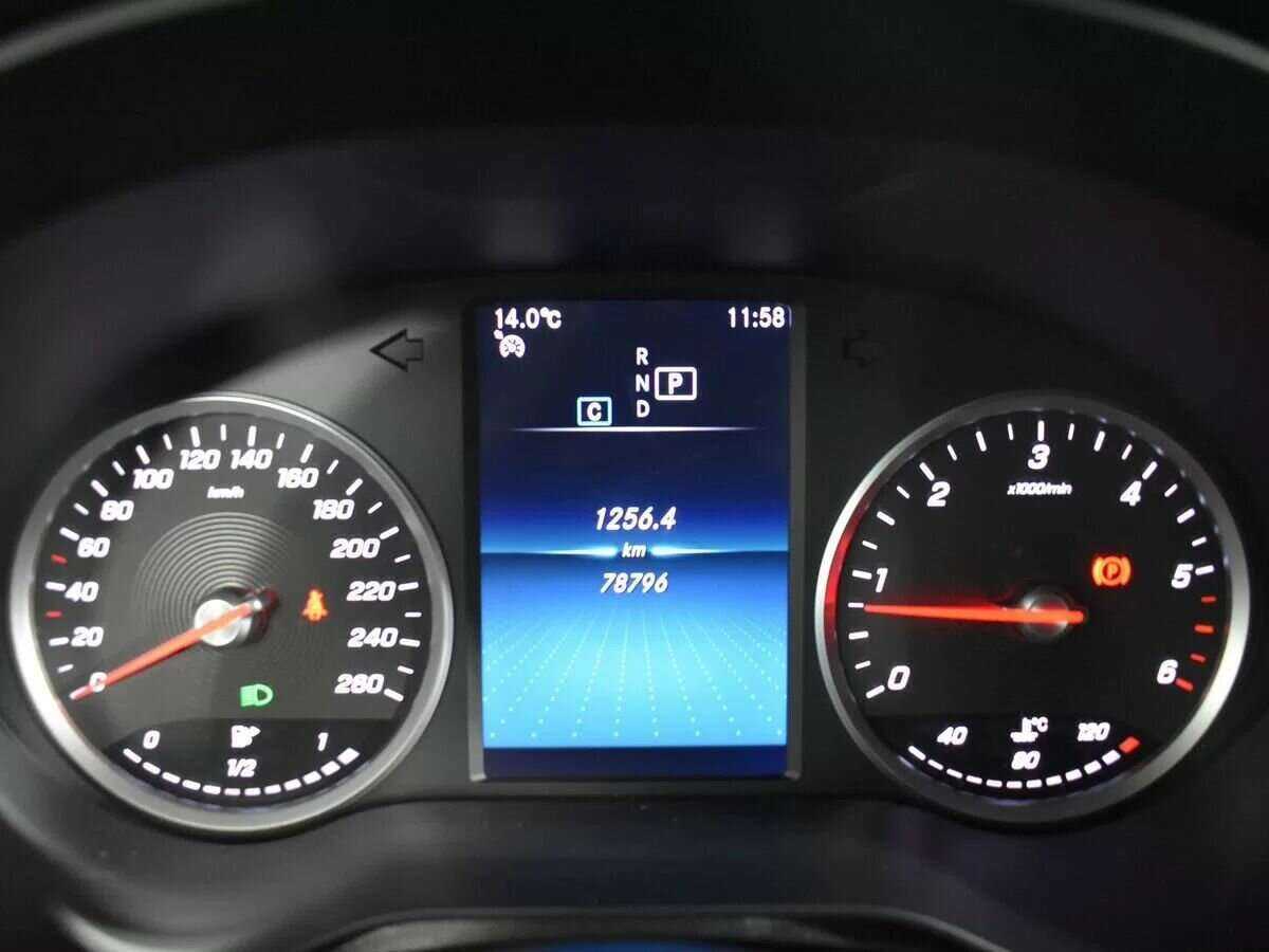 Mercedes-Benz GLC 300 d, 2020 Фото №11