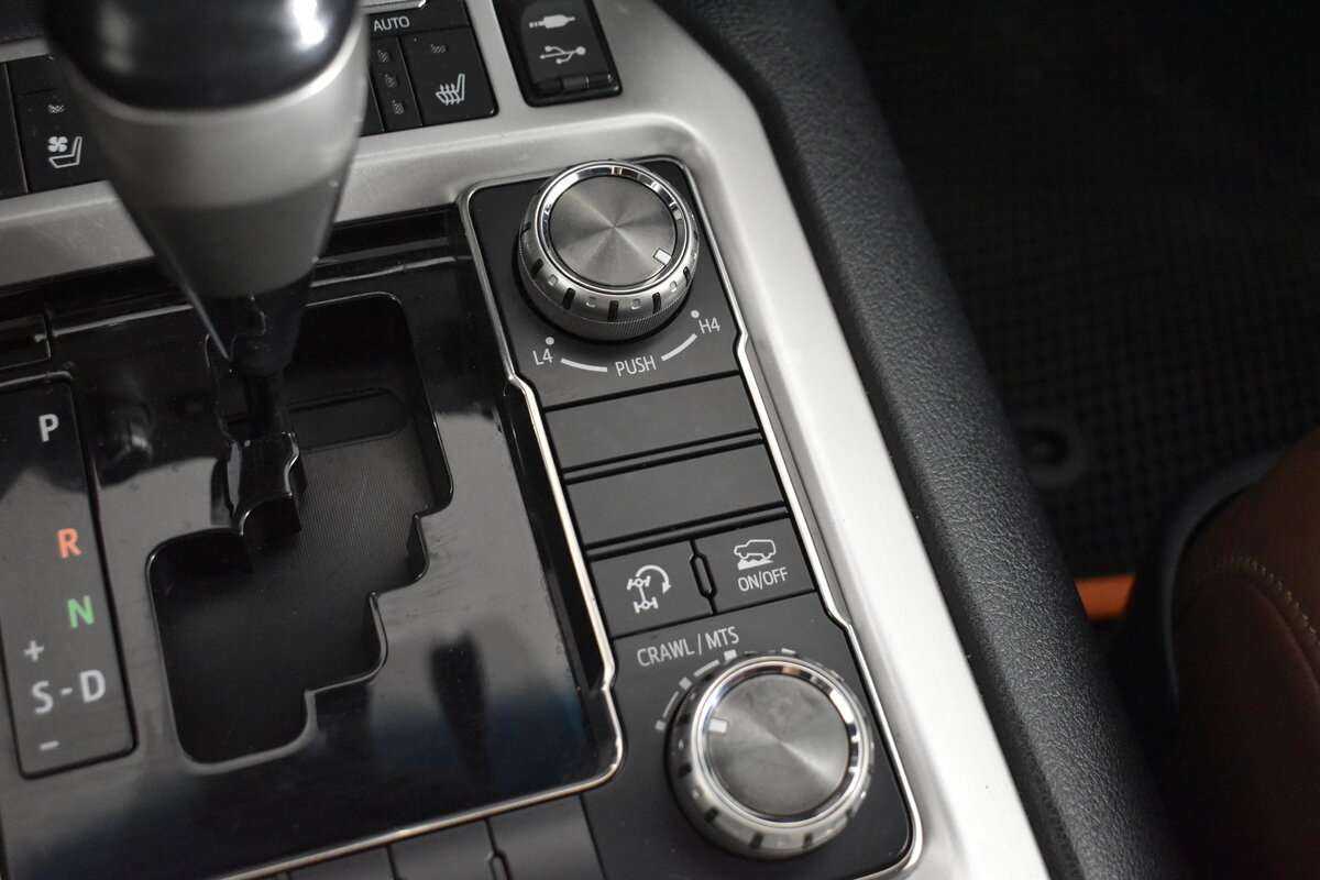 Toyota Land Cruiser, 2016 Фото №21