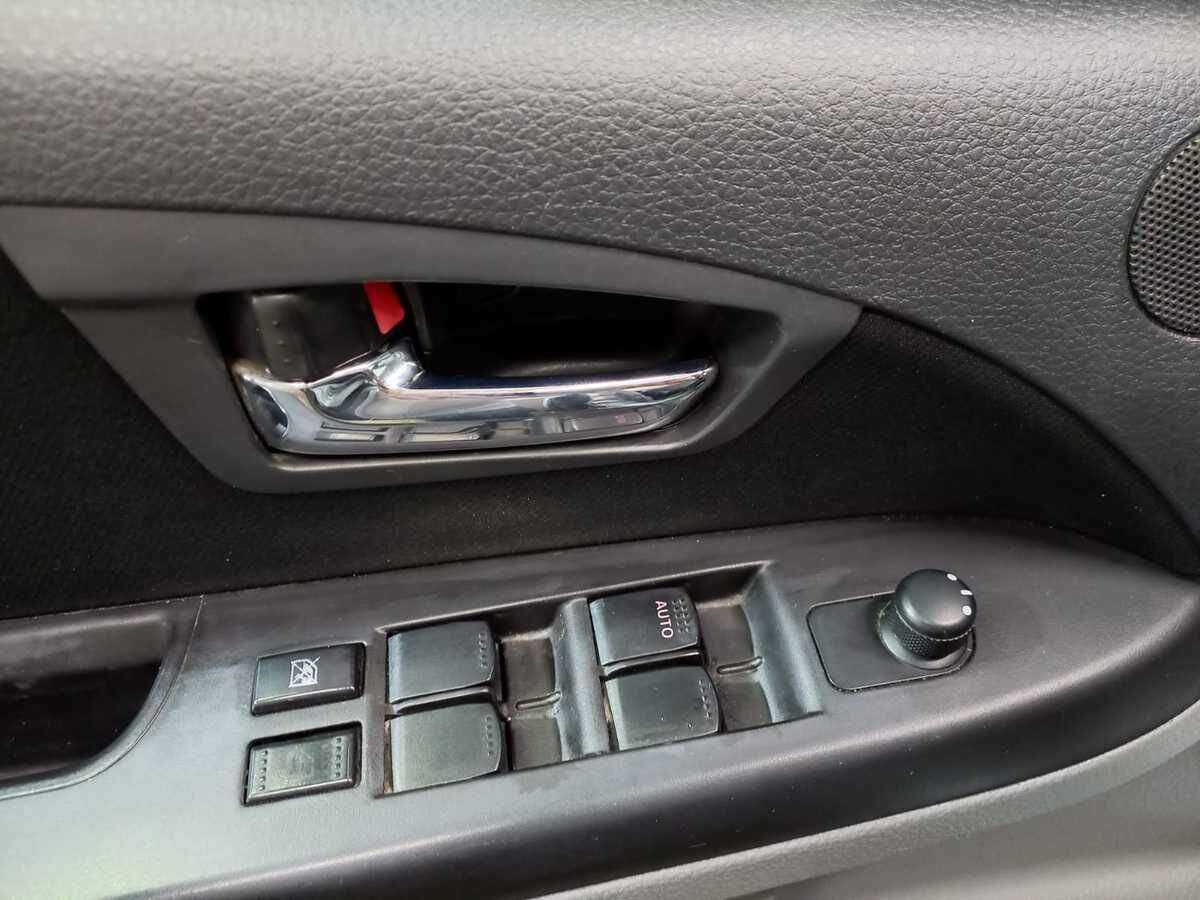 Suzuki SX4, 2010 Фото №13