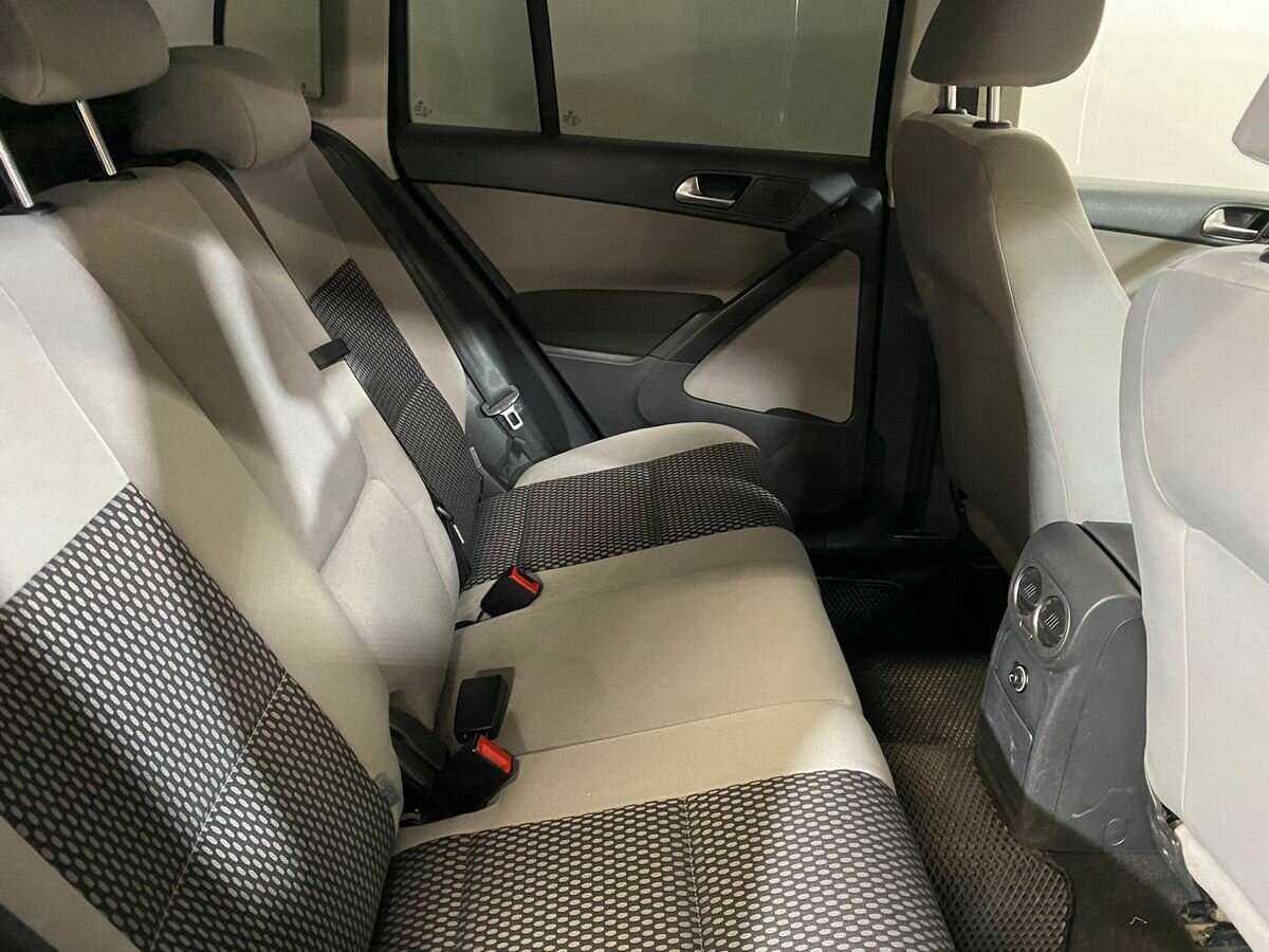 Volkswagen Tiguan, 2011 Фото №11