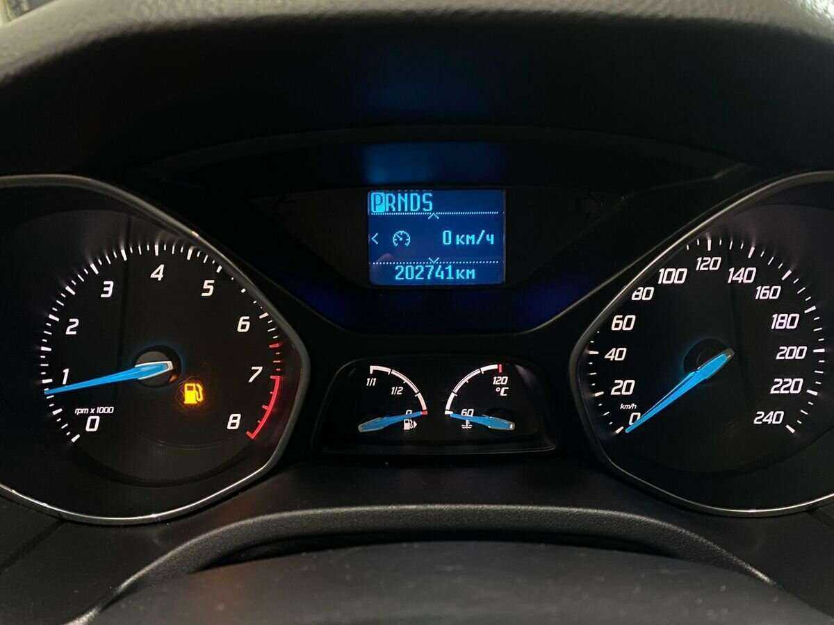 Ford Focus, 2011 Фото №13