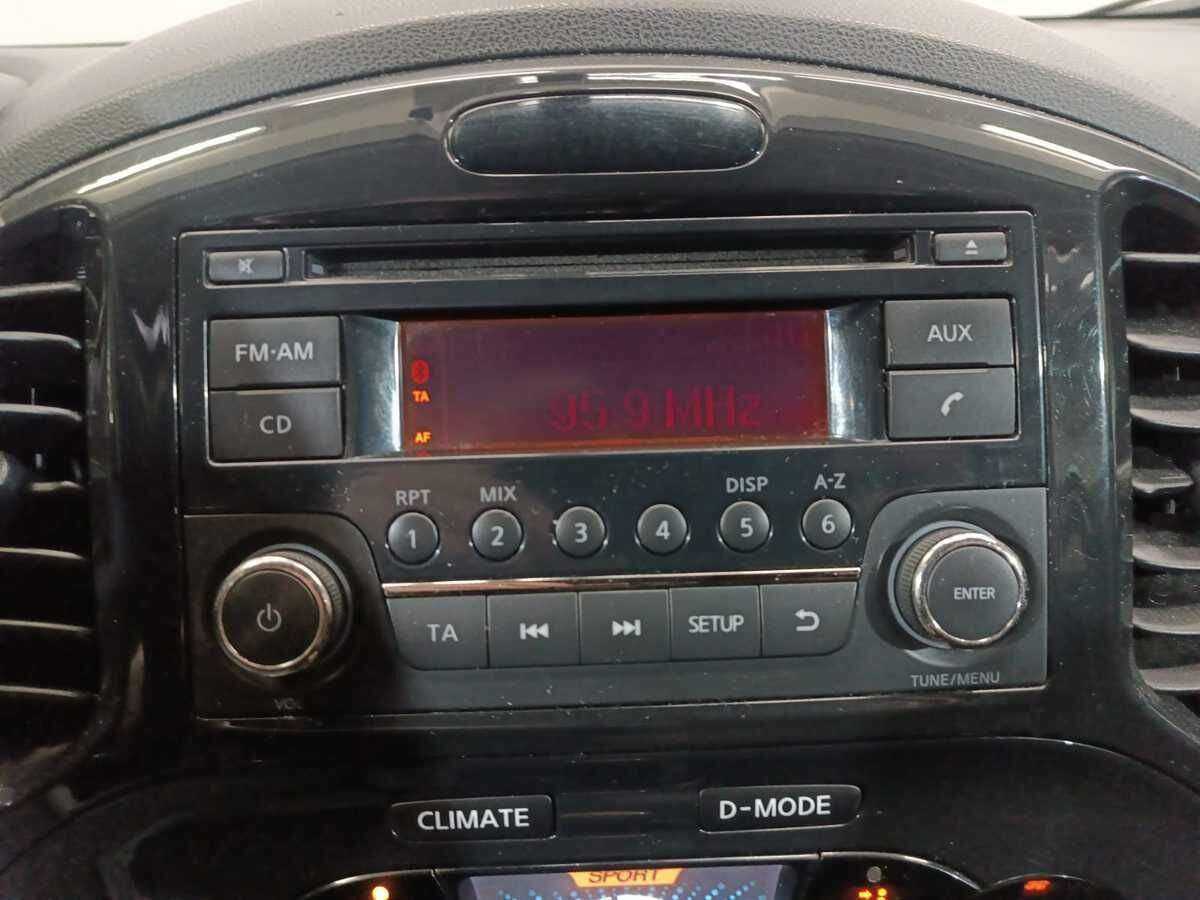 Nissan Juke, 2011 Фото №14