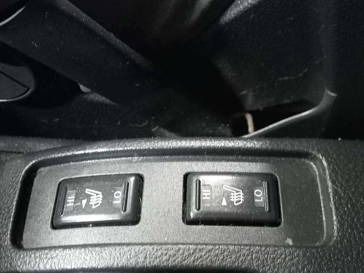 Nissan Tiida, 2011 Фото №14