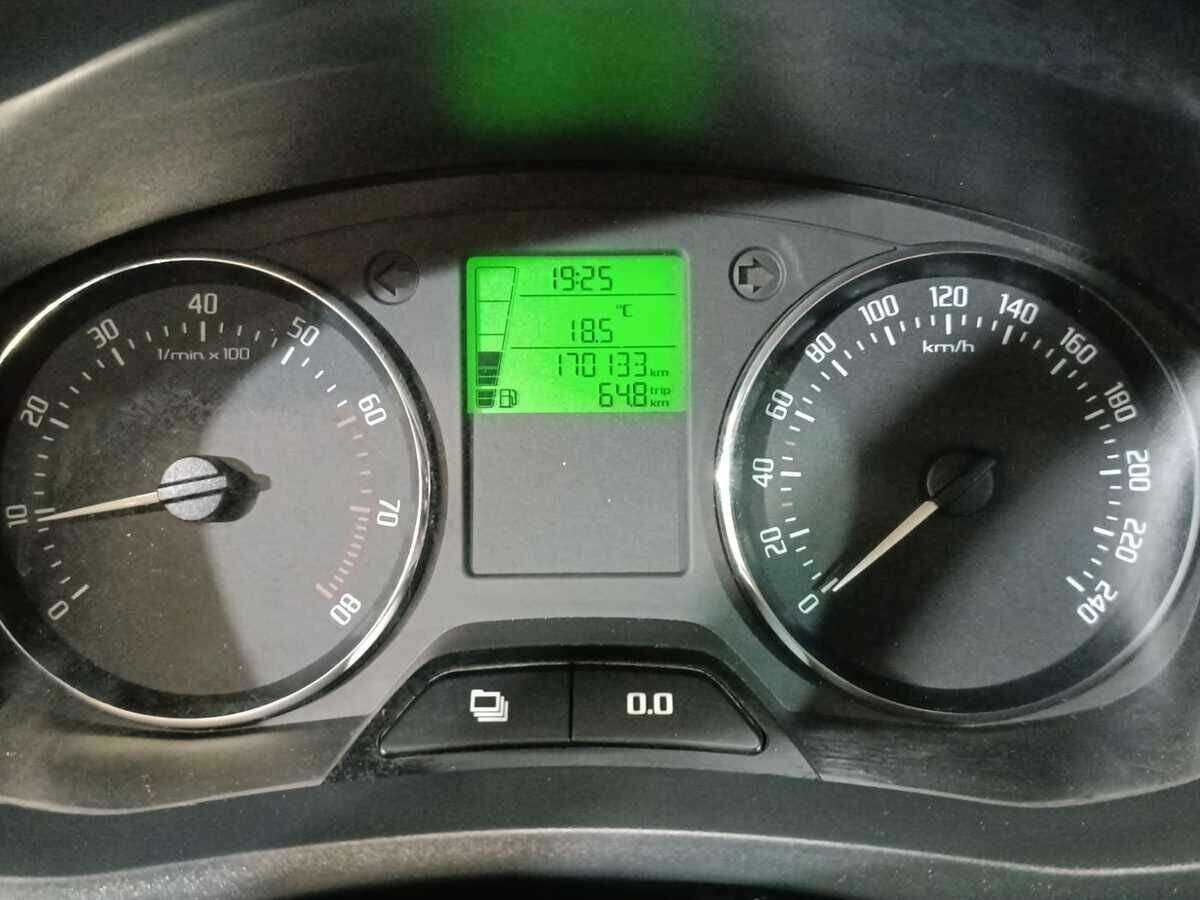 Skoda Fabia, 2010 Фото №12