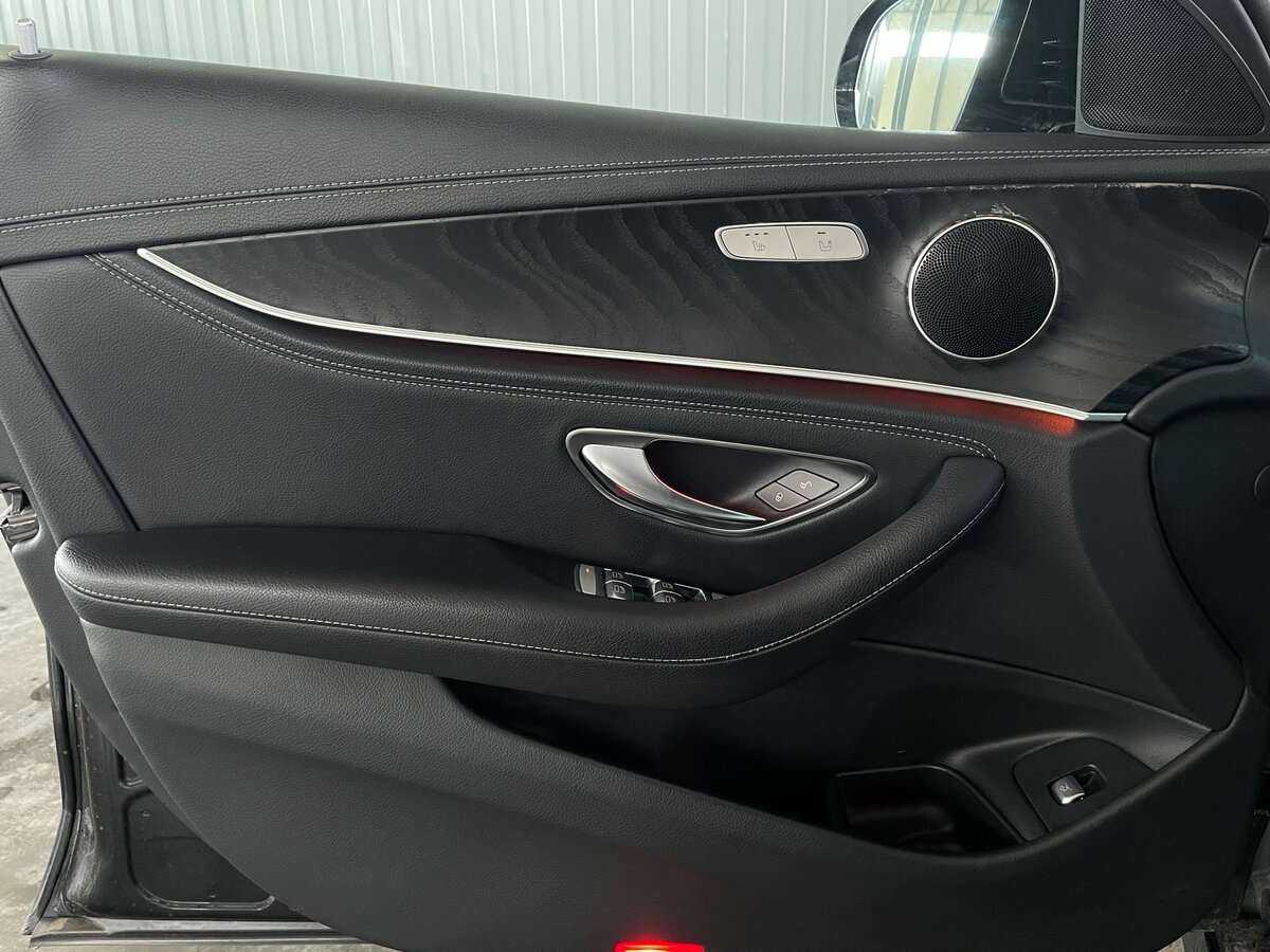 Mercedes-Benz E-Класс 220 d, 2018 Фото №22
